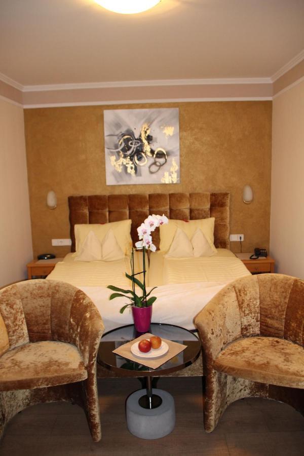 Hotel Lang Leibnitz Buitenkant foto